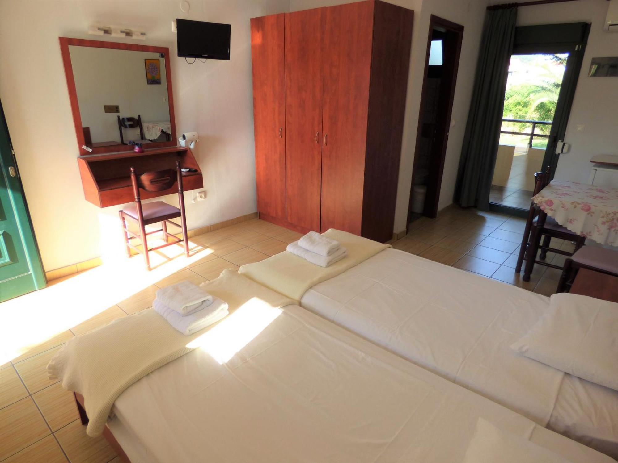 Dolphins Apartments & Rooms Limenas  Exterior foto