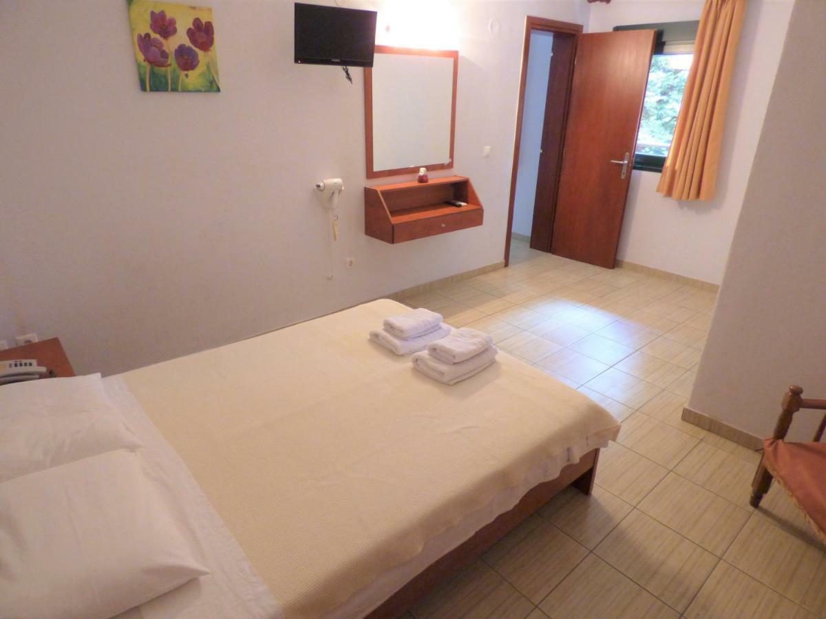 Dolphins Apartments & Rooms Limenas  Exterior foto